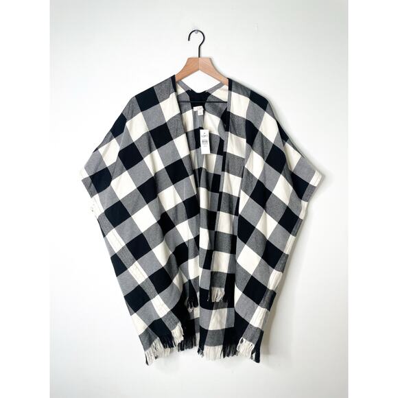 NWT Loft Buffalo Plaid Poncho Sweater XS Small Black White Western Fringe Flowy - Picture 3 of 9